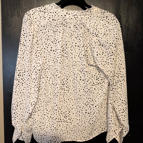 White and Black polka-dot blouse - Picture 3 of 3